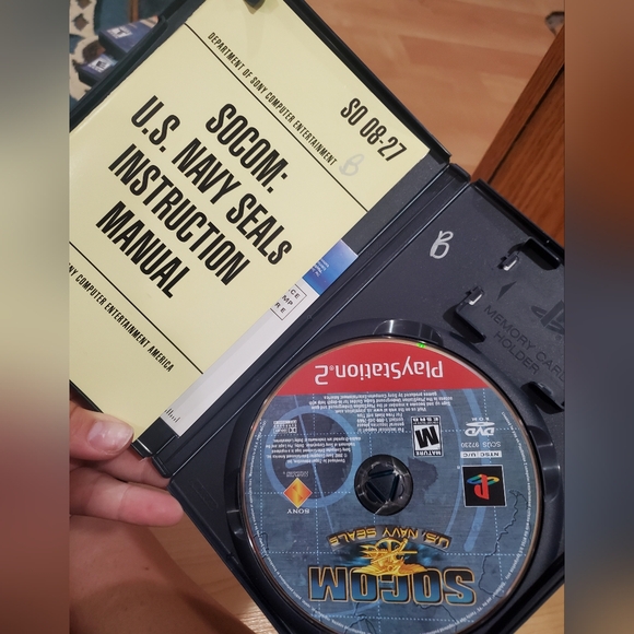 Socom ps2 game - Picture 3 of 4